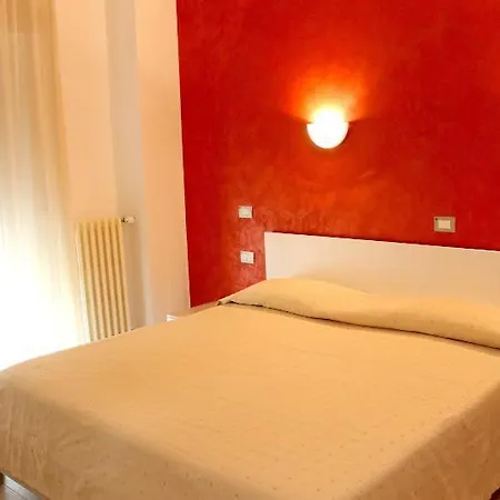 Tourist Szálloda 3*