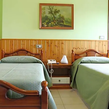 Tourist Hotel