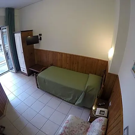 Tourist Hotel