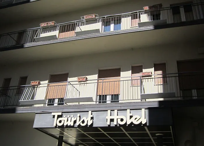 Tourist Hotel 3*